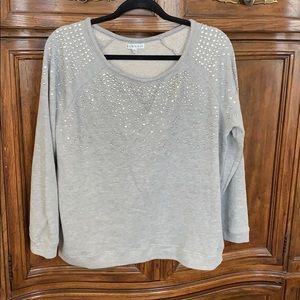 Studded sweatshirt wide neck/ off shoulder